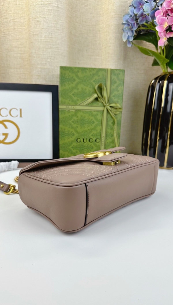 激安グッチバッグコピー内部構造